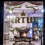 Hotel Artur 3*