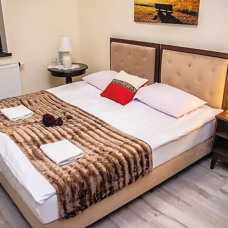 Artur Hotell 3*