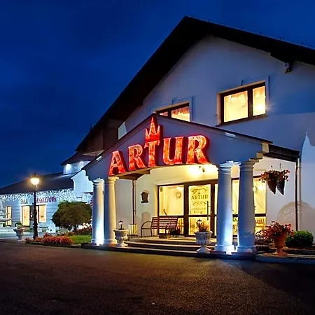 Artur Hotell 3*