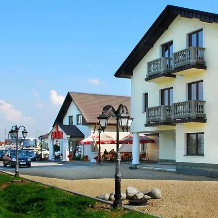 ホテル Artur オシフィエンチム