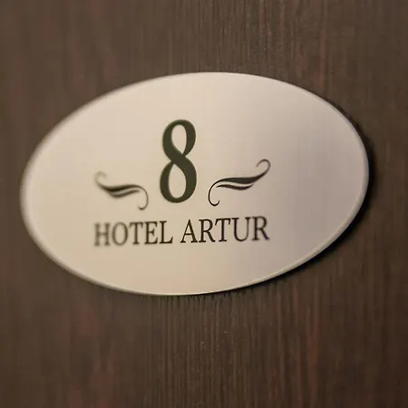 Artur 3* オシフィエンチム